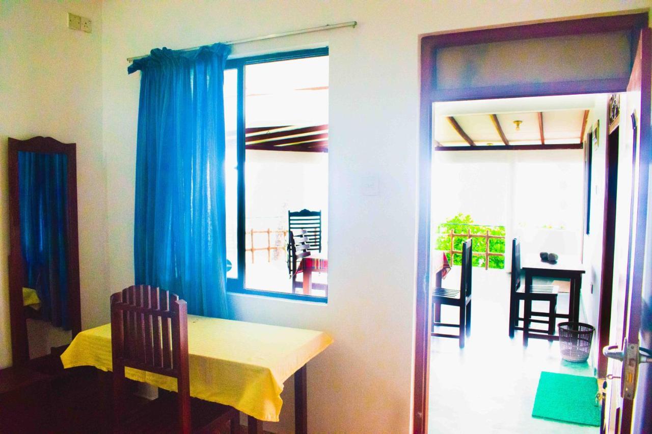 Surfers Paradise Weligama Exterior foto